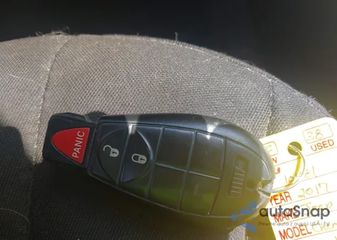 2017 Jeep Cherokee 75Th Anniversary Edition Fwd z USA, uszkodzony, nr VIN 1C4PJLCB0HW526809